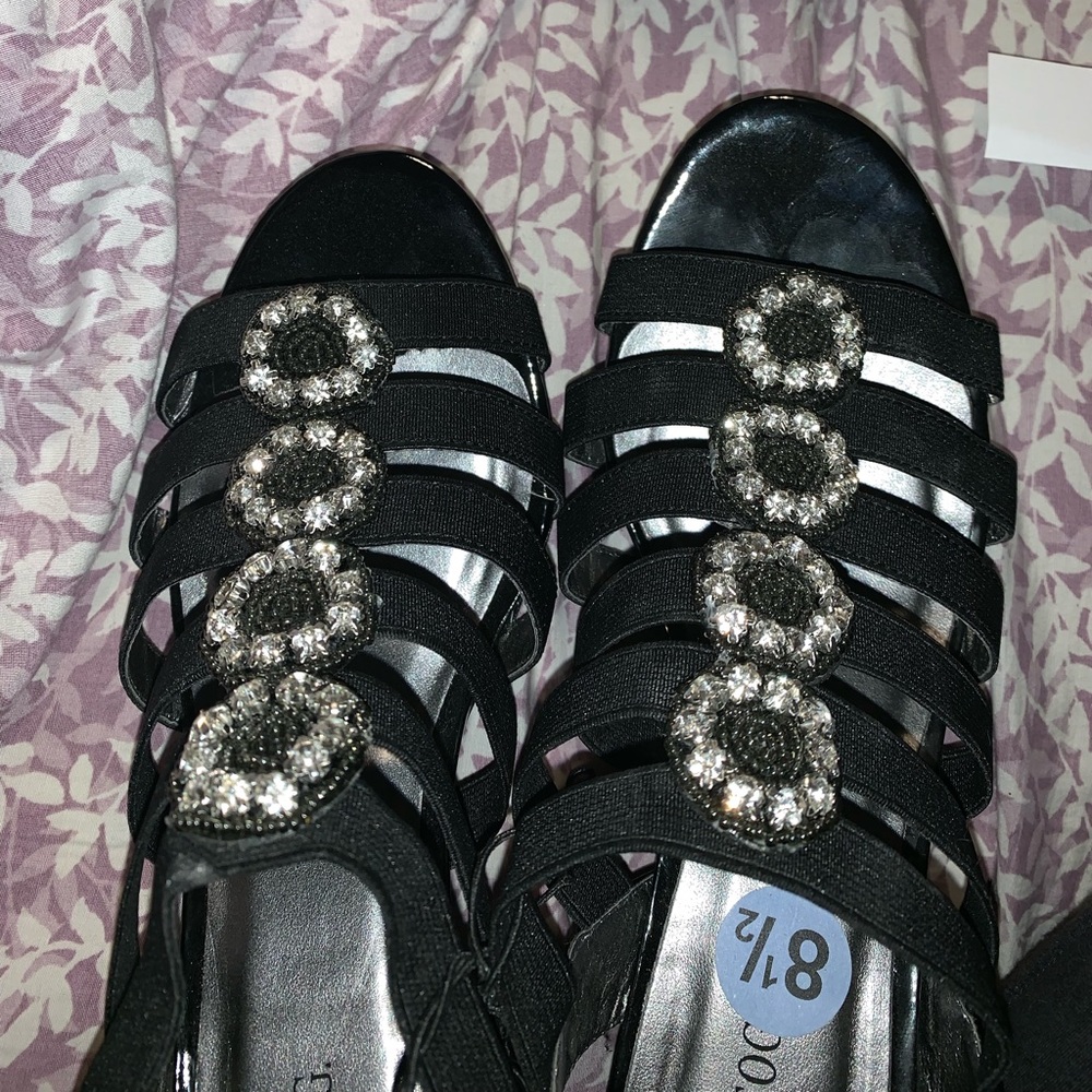 brand new women’s shoes